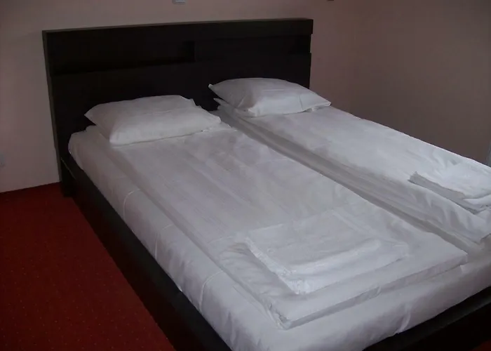 Montania Bed & Breakfast *